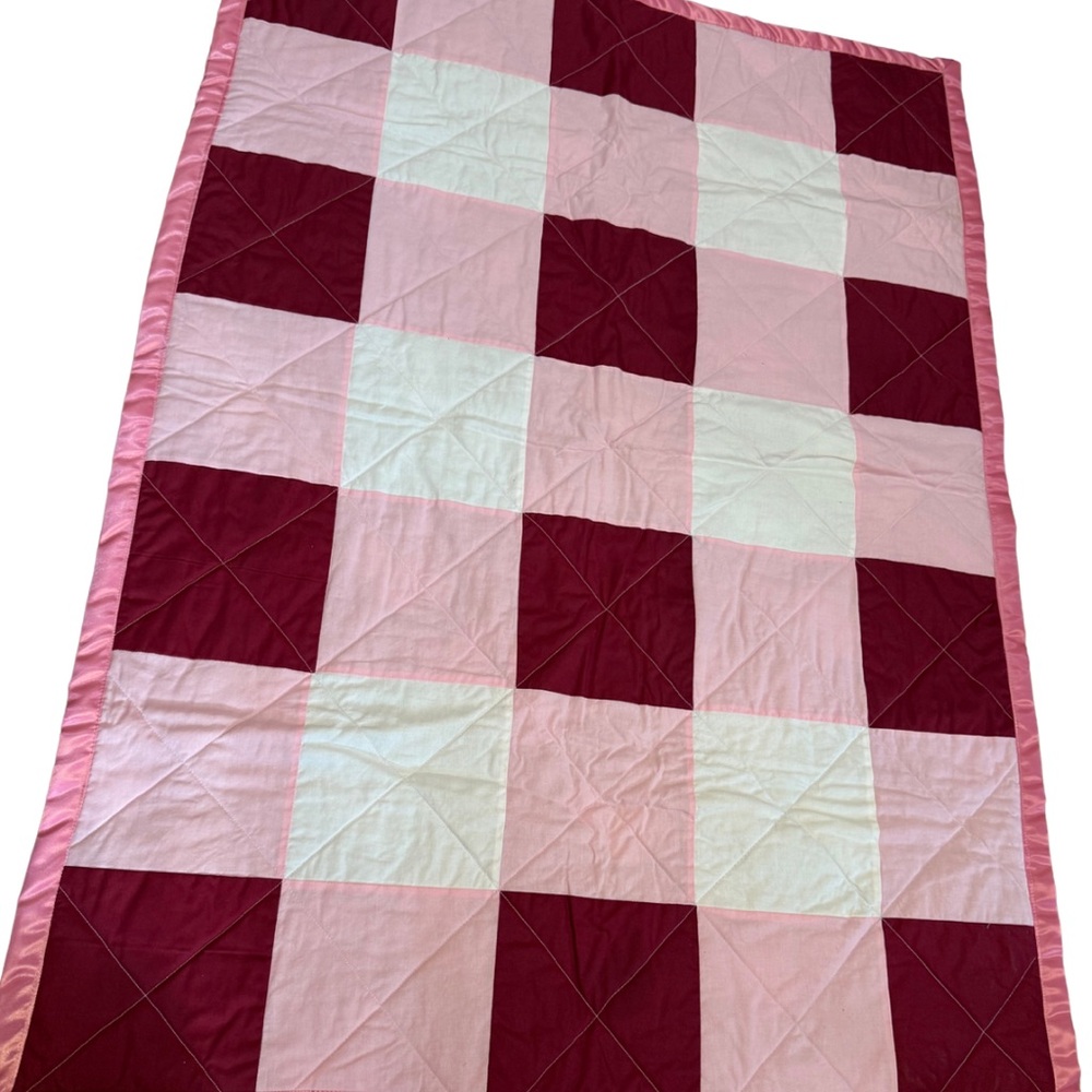 Handmade Pink Patchwork Baby Quilt 32x45 | Floral Reversible Blanket | New - Picture 3 of 6
